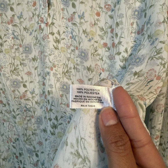 Violet + Claire Women white‎ Floral Top 3/4 sleeve Medium Blouse Shirt Loose Fit - Picture 5 of 9